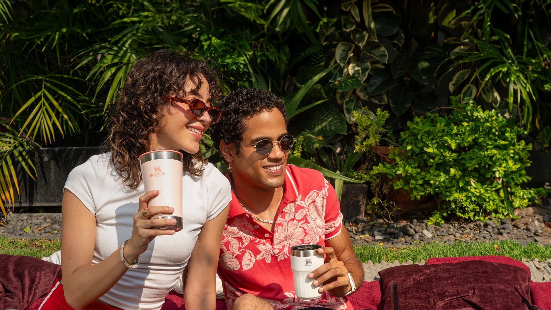 Copas de acero inoxidable para picnic o camping