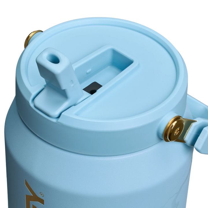 Messi x Stanley 1913 IceFLow™ Flip Straw Jug | 1.9L