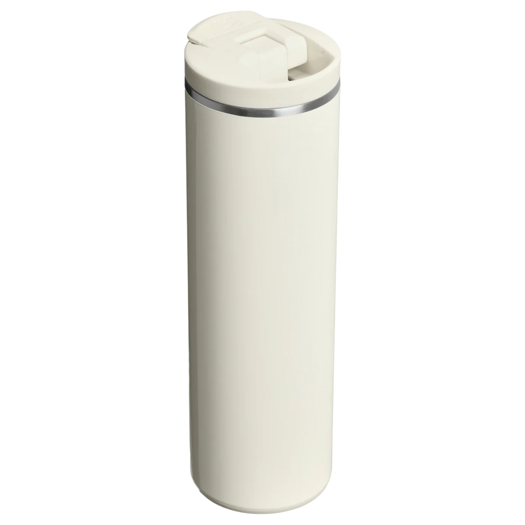 Stanley 1913 México cream 473ml Transit Flip Top travel mug with leak-proof lid and silicone base.